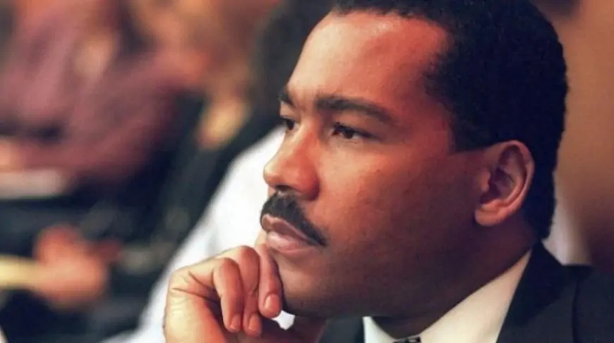 Dexter Scott King, younger son of Martin Luther King Jr, is dead at 62. Credit: (Wral)