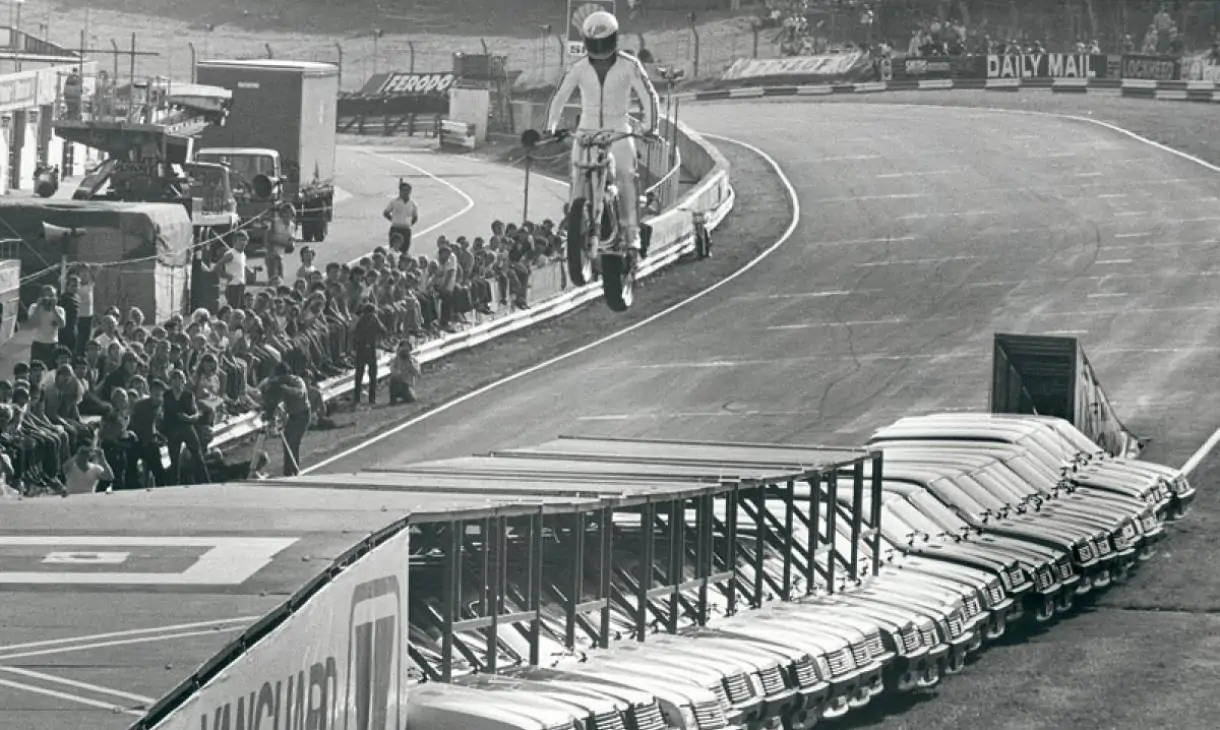 Eddie Kidd Crash 1996 Accident Video: A Shocking And Unforgettable Event