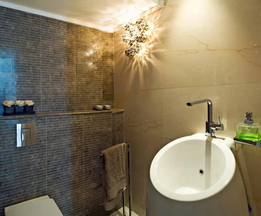 How to Improve Your Bathroom with Lights