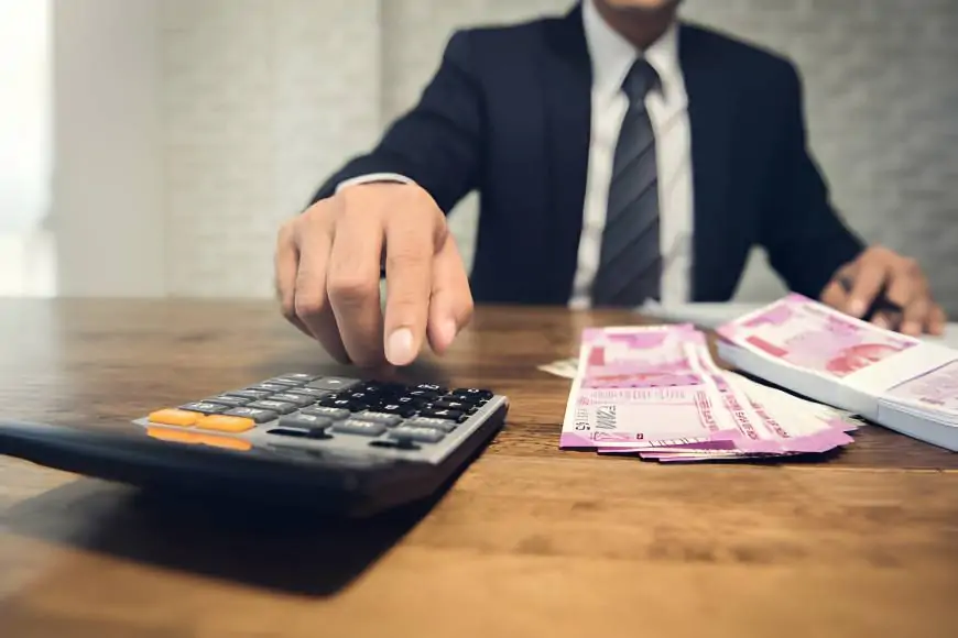 What Can a Personal Loan Calculator Teach You About Interest Rates and Tenure?