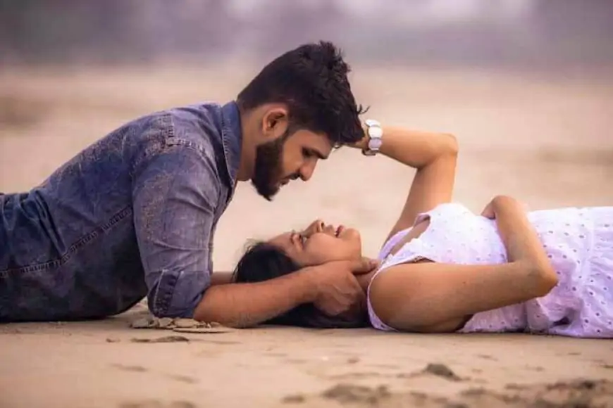 Girlfriend and Boyfriend Whatsapp DP Images