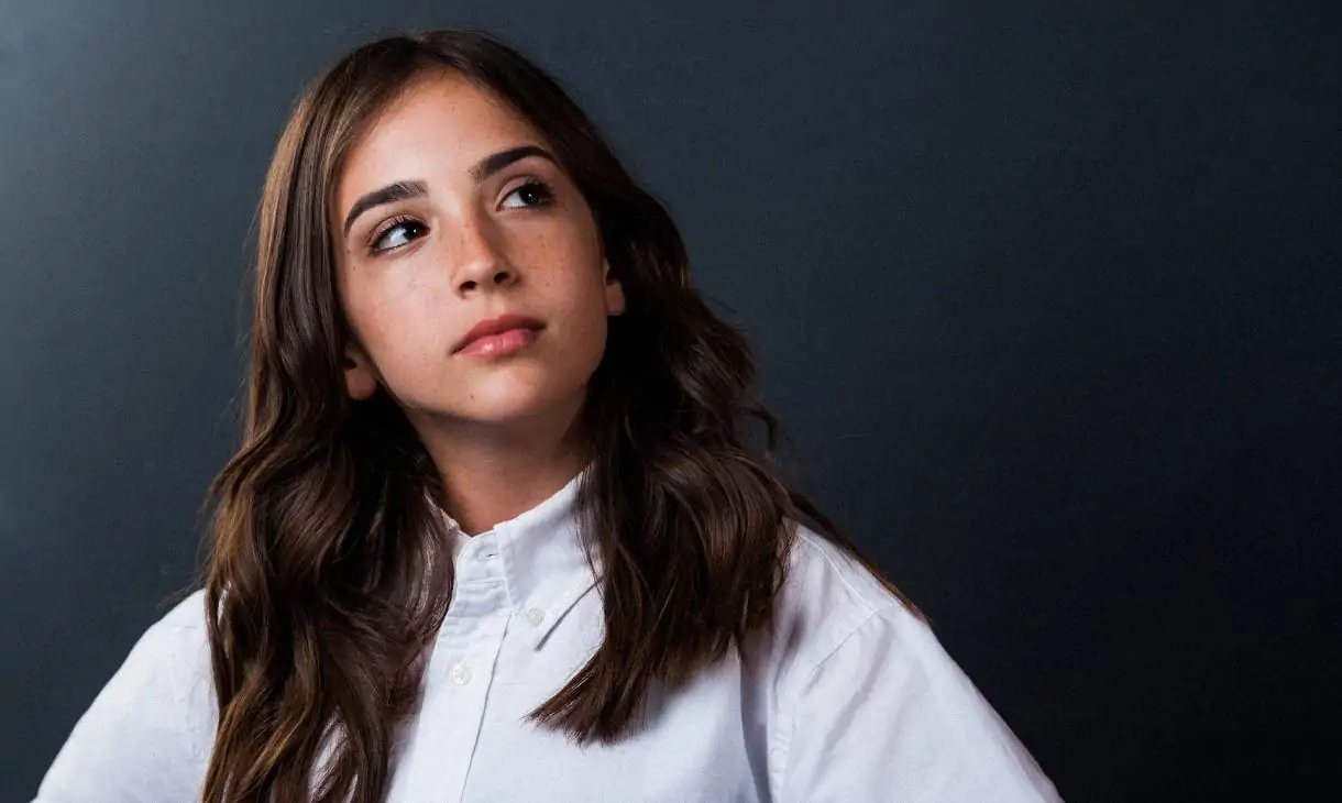 Gabriela Bee Biography: YouTuber | Success Journey
