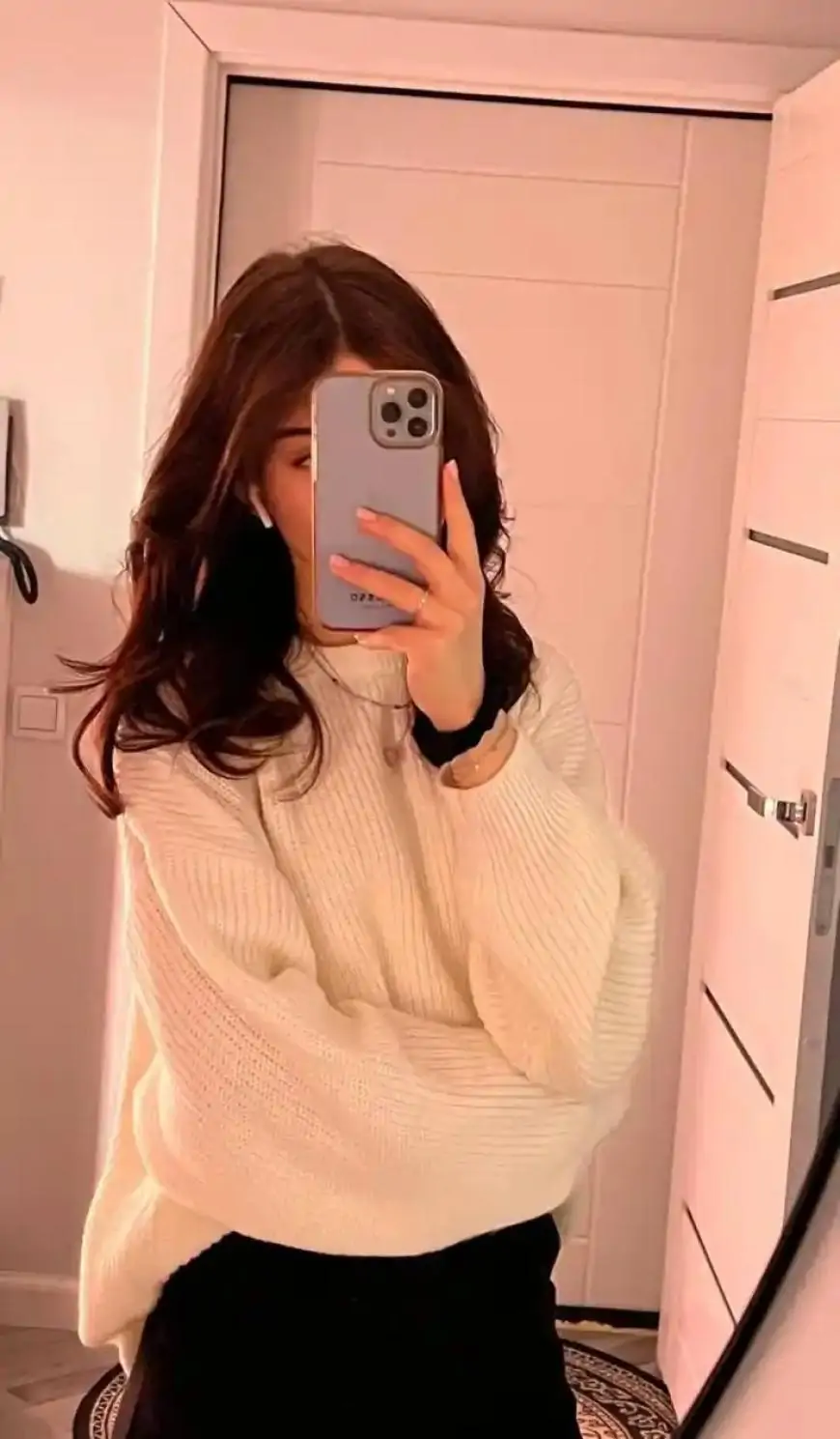 Hidden Face DP for Girls