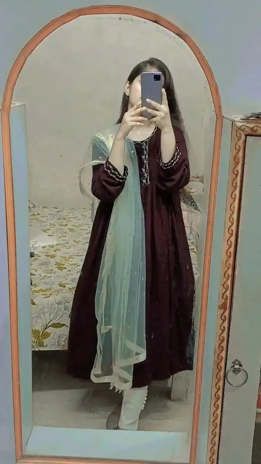 Hidden Face DP for Girls
