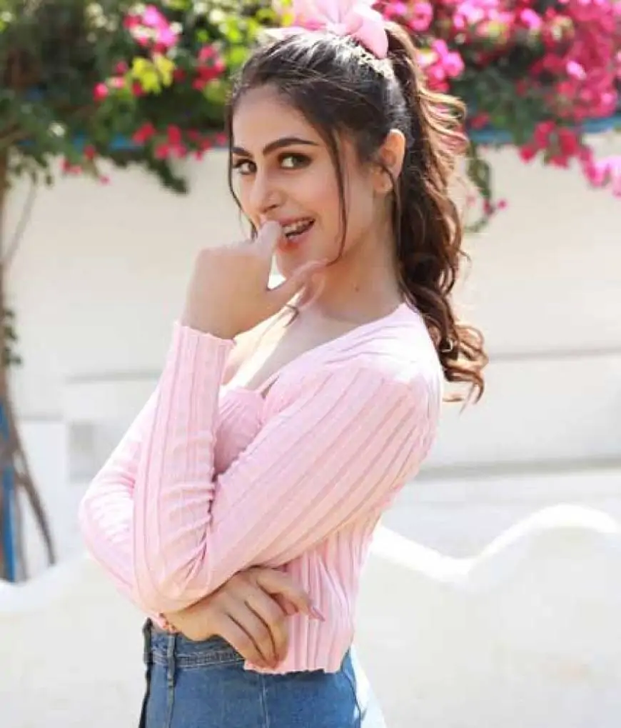 Heer Achhra Biography,