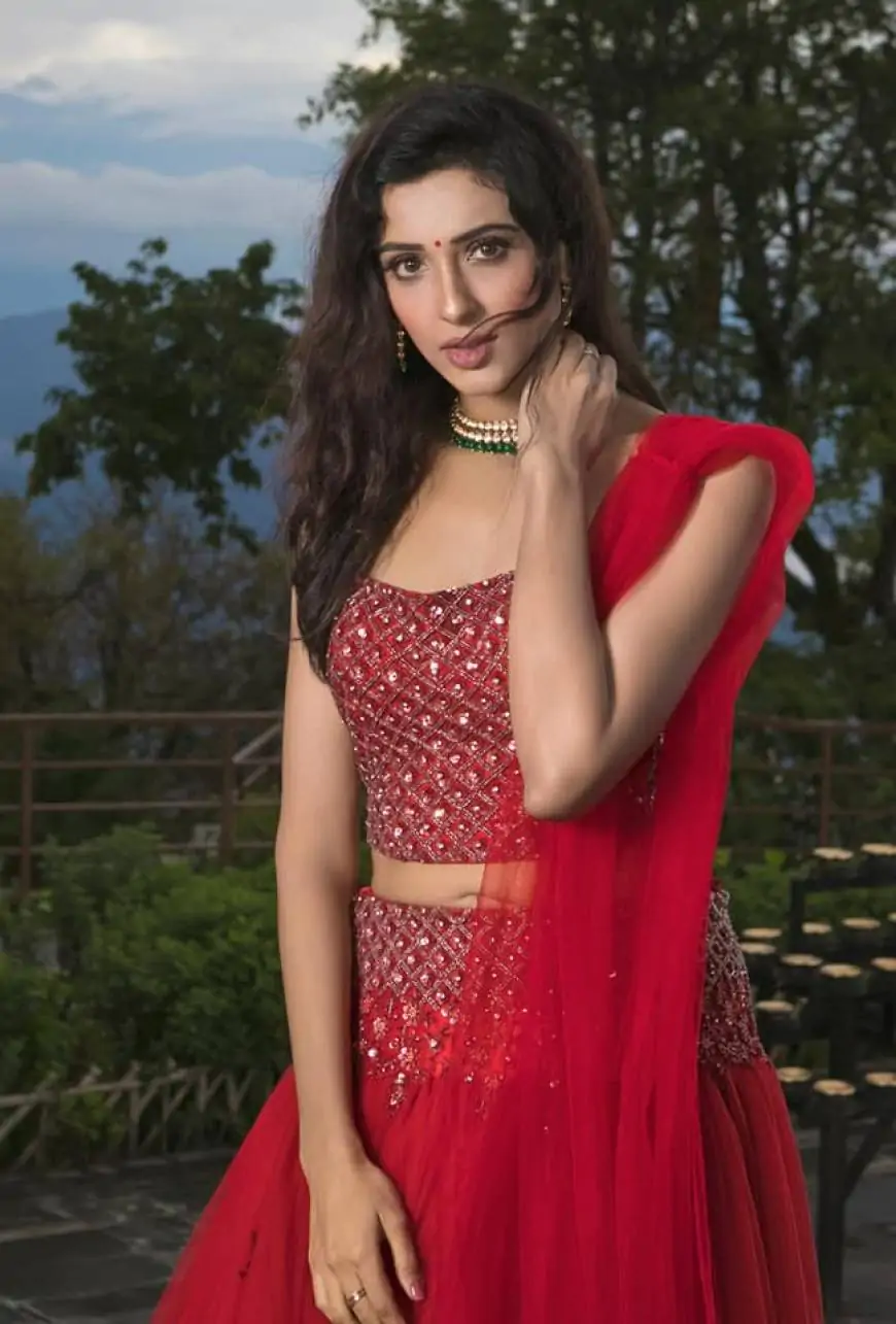 Riya Suman Biography, Wiki, Age, Family, Movies, Affairs, Images, Unknown Facts and More