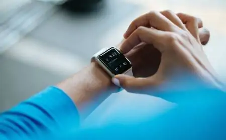 The Pulse of Play: How Wearable Tech Redefines Athlete Mental Resilience