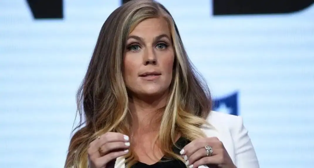 Samantha Ponder
