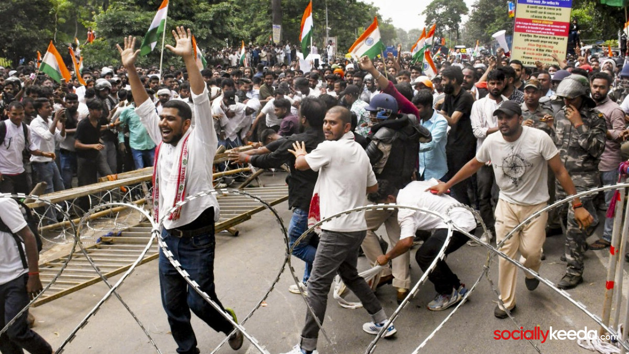 Jharkhand Job Aspirants Protest: Tear Gas, Lathi-Charge Near Assembly in Ranchi
