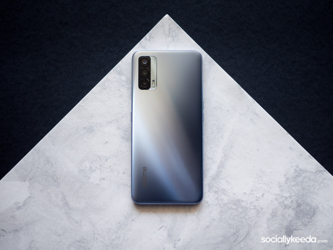 Realme X7 5G Review