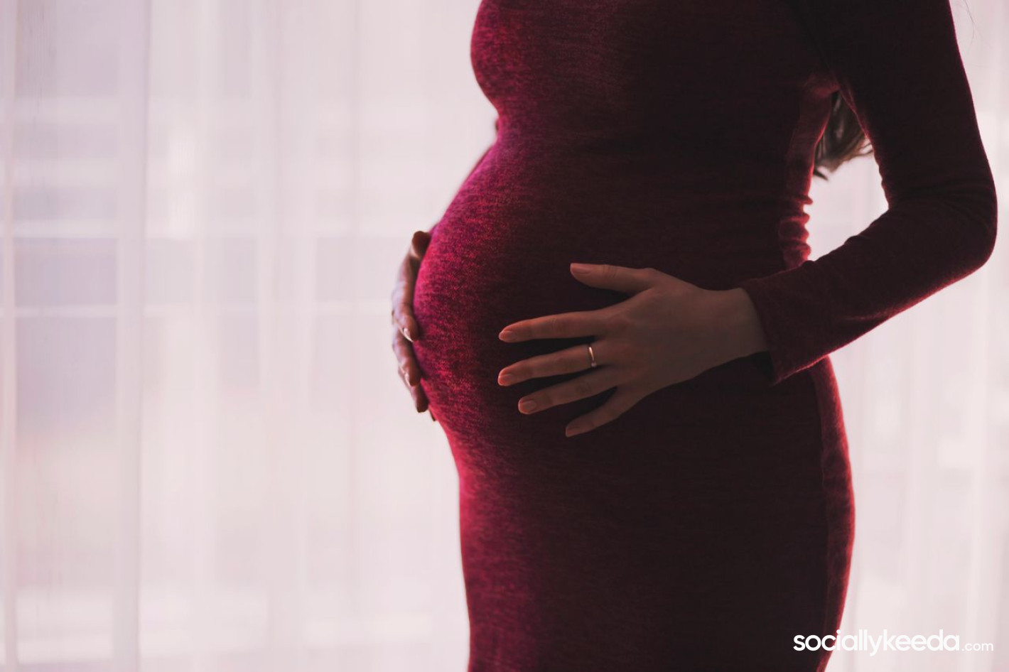 Company Maternity Cover vs Personal Pregnancy Insurance: Do You Need Both?
