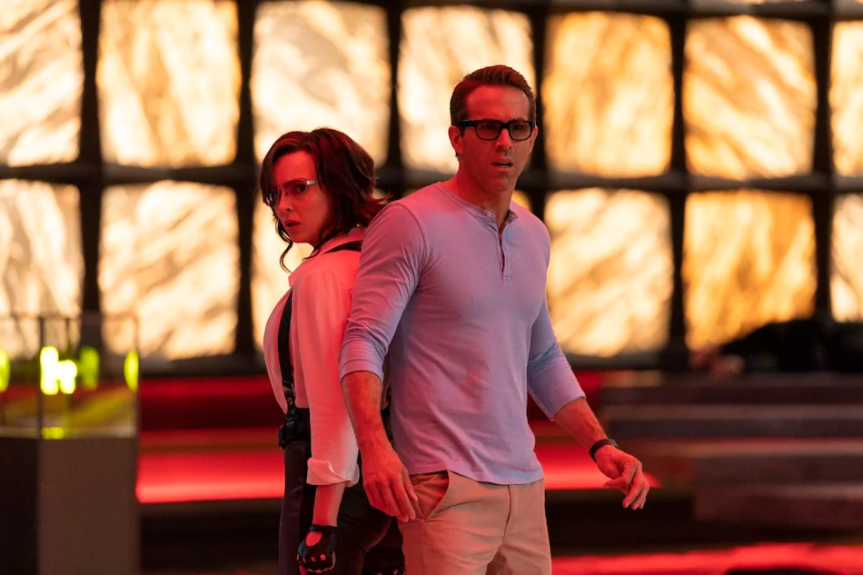 Free Guy Trailer: Ryan Reynolds Takes Over a Video Game in New Movie | Entertainment News