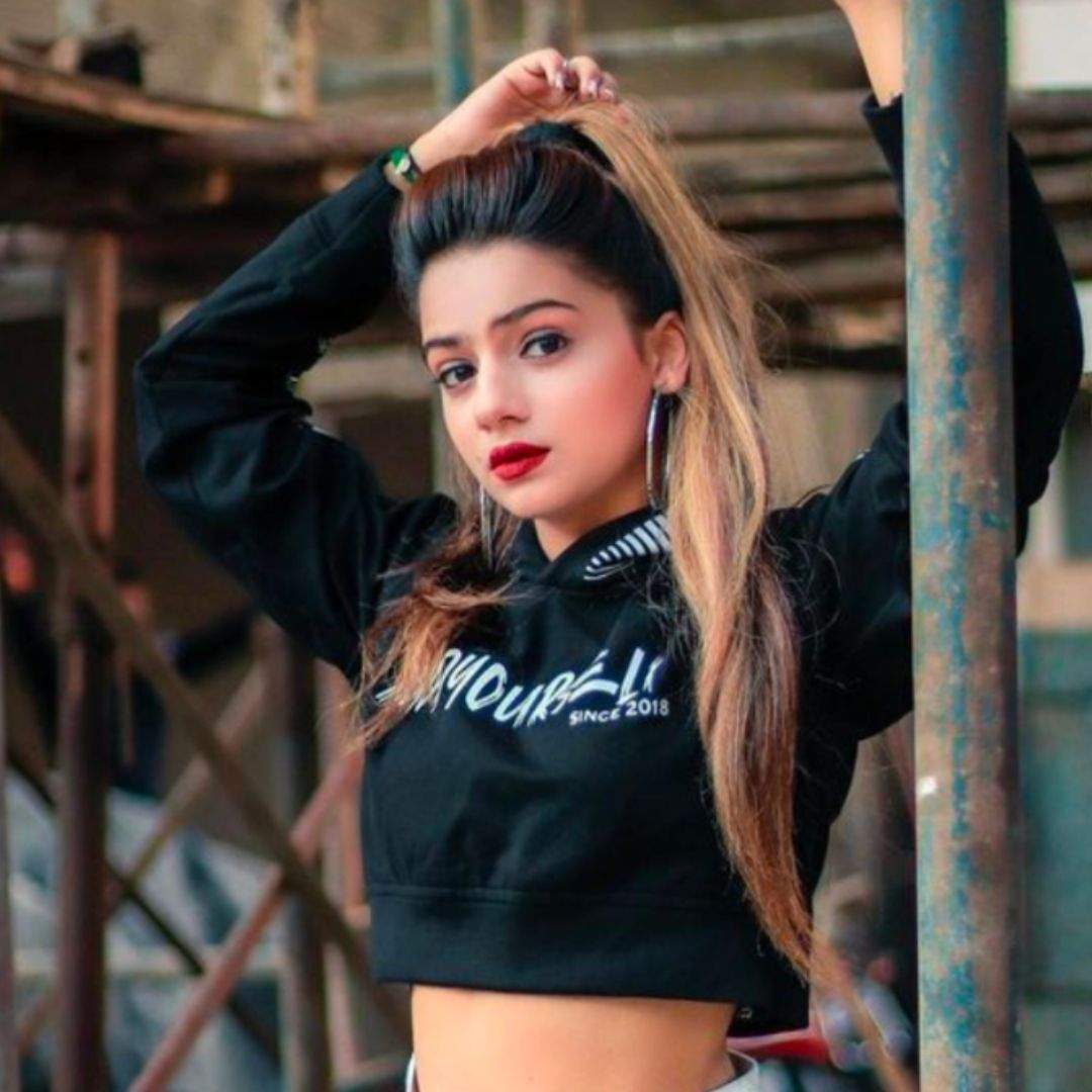 350+ Whatsapp Dp For Girls | Girls Dp Images (New 2023) 7 stylish girl dp