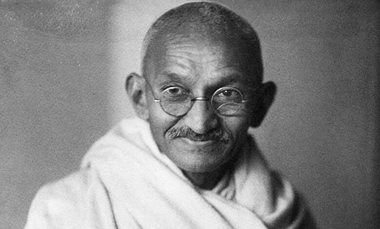 Martyrs' day 2021: युगद्रष्टा महात्मा गांधी की पुण्यतिथि आज, जानिए मोन्या से महात्मा बनने की कहानी