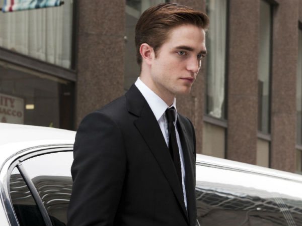 robert pattinson batman 1599207394 - sociallykeeda Robert Pattinson Batman 1599207394 - Scoaillykeeda.com