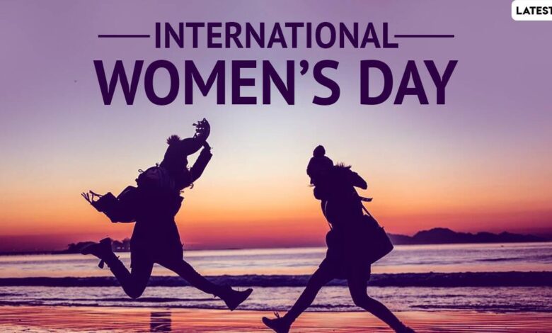 International Women's Day 2021 Gift Ideas: अंतरराष्ट्रीय महिला दिवस पर महिलाओं के दें ये खास उपहार और बनाएं इस दिन को यादगार