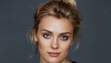 Wallis Day 1785A5555B9 Medium - Scoaillykeeda.com