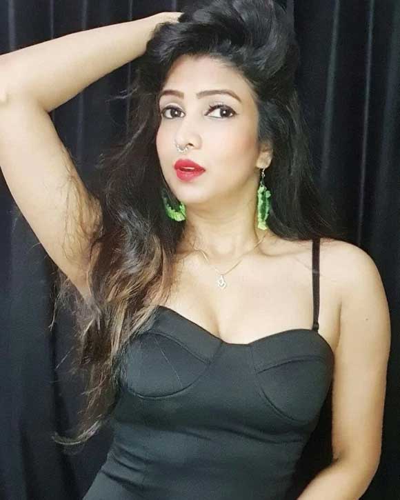 Garima Maurya hot photos