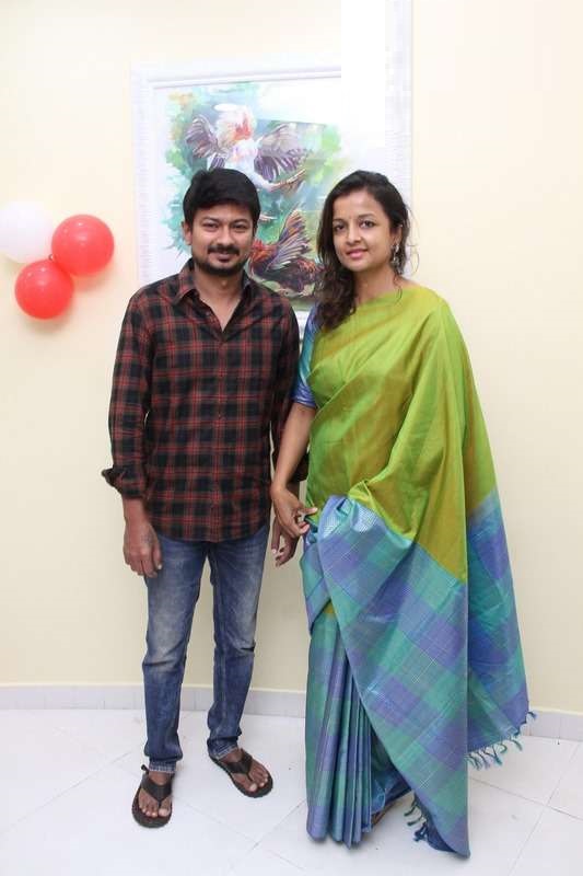 Kiruthiga Udhayanidhi Wiki, Biography, Age, Movies, Images