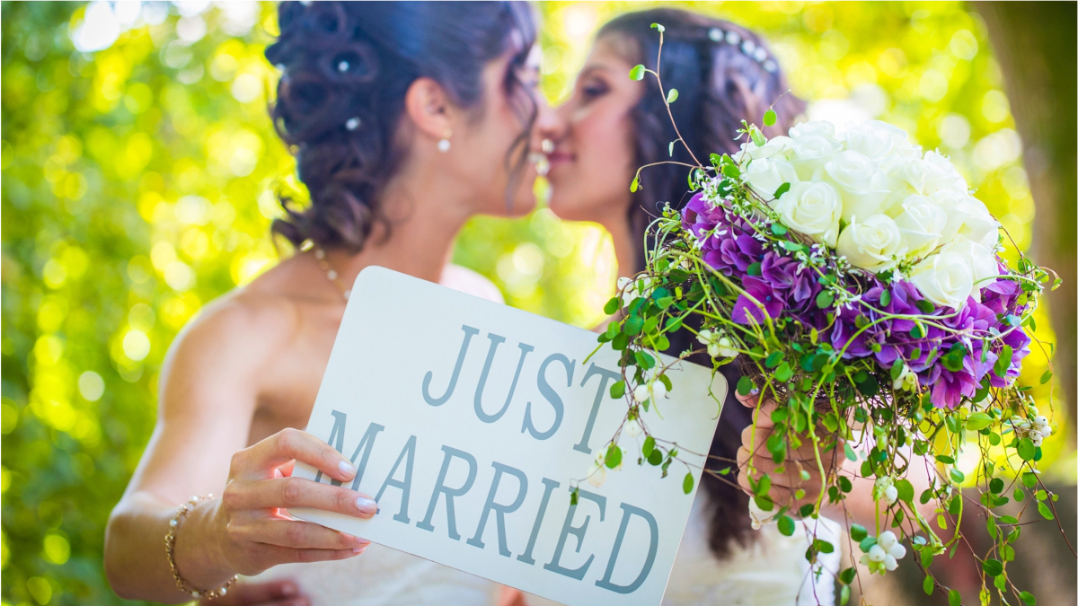 Gay Wedding Destinations - sociallykeeda Gay Wedding Destinations: From Bora Bora To Ireland, 5 Picturesque Same-Sex Friendly Venues For Lgbt Couples Around The World