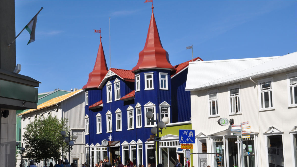 Iceland - sociallykeeda Iceland - Scoaillykeeda.com