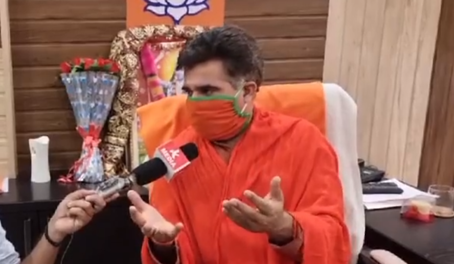 Ravinder Raina - sociallykeeda Ravinder Raina - Scoaillykeeda.com