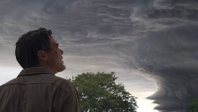 Take Shelter Plot - Scoaillykeeda.com