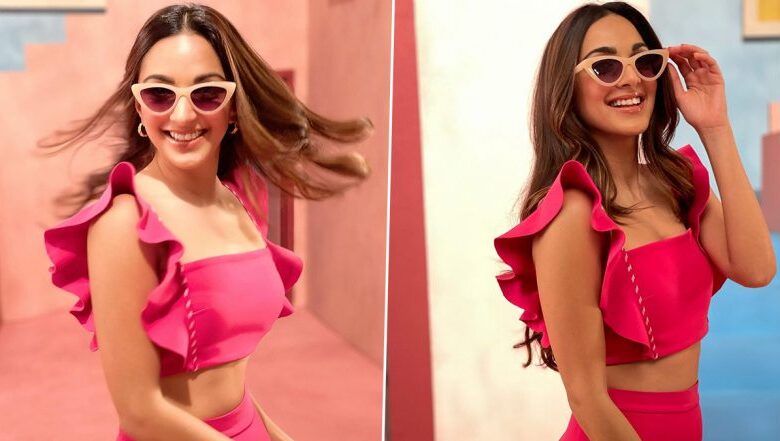 31 3 784x441 Kiara Advani Is Cute and Bubbly as She Poses for the Camera in an All Pink Outfit! (View Pics)