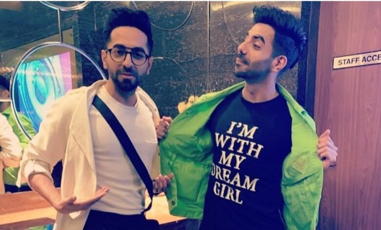 aparshakti khurana with his brother ayushmann 163717553416x9 aparshakti khurana with his brother ayushmann 163717553416x9 - scoailly keeda