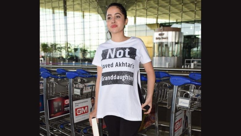 resize 20 2 784x441 Urfi Javed Spotted At The Airport In A Casual Avatar! Actress' T-Shirt Captions Says ‘Not Javed Akhtar’s Granddaughter’ (View Pics)