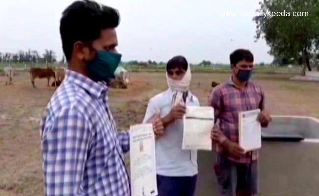 v0m8rpgo jobless up graduates opt for mgnrega workindia lockdown - sociallykeeda V0M8Rpgo Jobless Up Graduates Opt For Mgnrega Workindia Lockdown - Scoaillykeeda.com