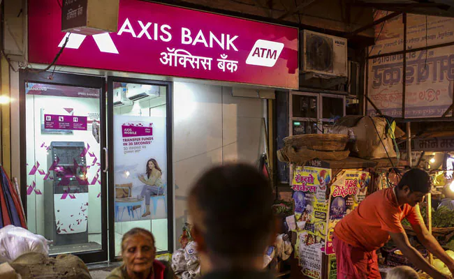 Axis Bank's December Quarter Net Profit Soars 3-Folds To Rs 3,614 Crores