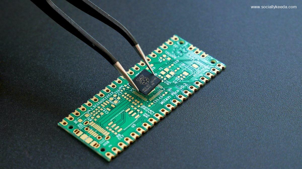 semiconductors us EU unsplash 1644381932907 - sociallykeeda Semiconductors Us Eu Unsplash 1644381932907 - Scoaillykeeda.com